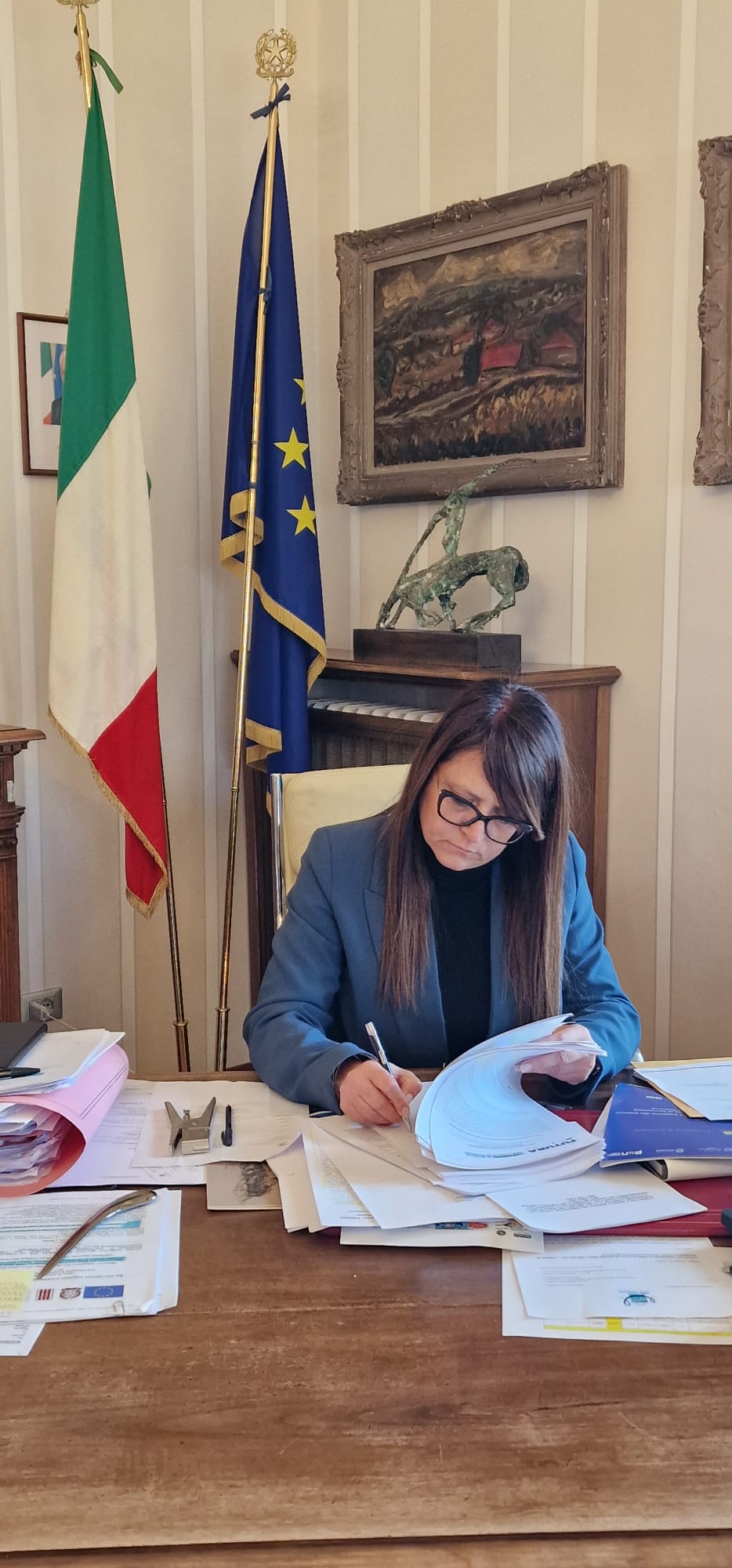 immagine notizia Scuola, dal Pnrr oltre 9 milioni di euro per le superiori, la presidente Pernazza ha firmato oggi gli accordi di concessione con il ministero dell’istruzione